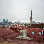 Airhome - Raekoja Plats * Tallinn