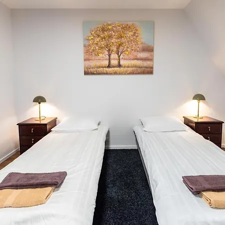 Airhome - Raekoja Plats