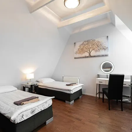 Airhome - Raekoja Plats Apartamento *