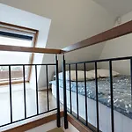 Airhome - Raekoja Plats *