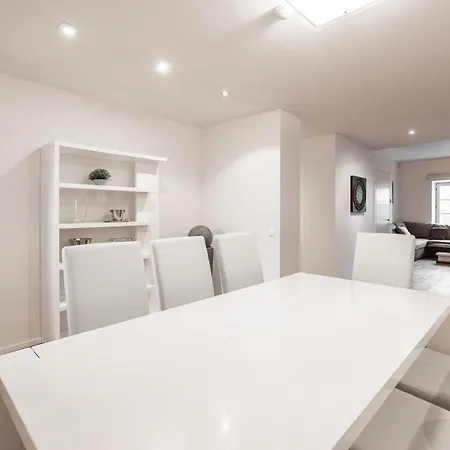 Airhome - Raekoja Plats 公寓